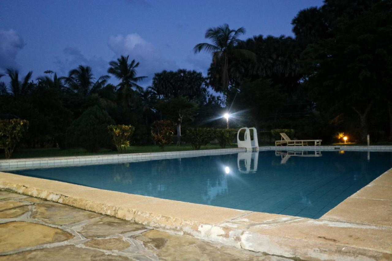 Jua Baharini Bed & Breakfast Malindi Bagian luar foto