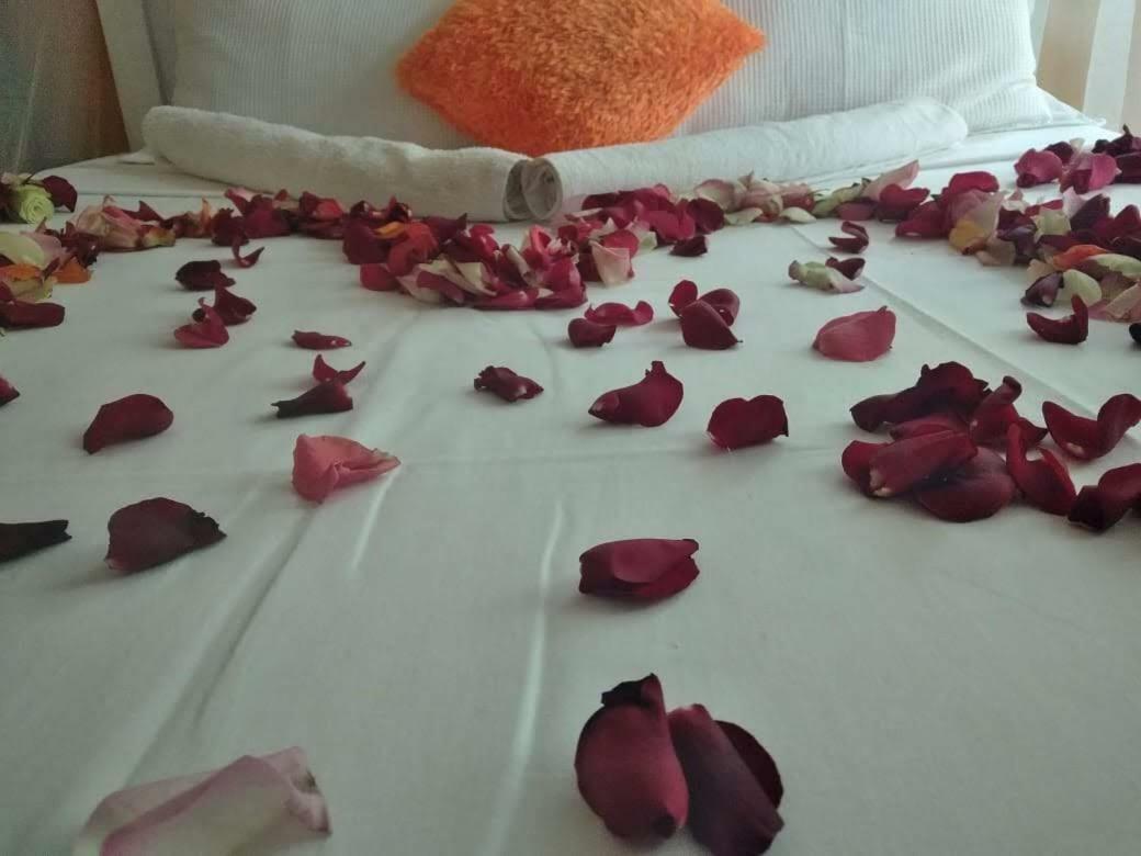 Jua Baharini Bed & Breakfast Malindi Bagian luar foto