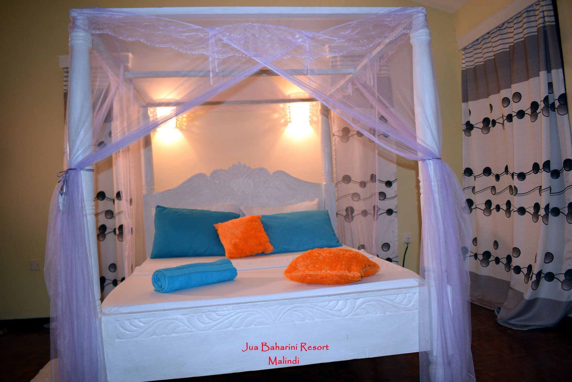 Jua Baharini Bed & Breakfast Malindi Bagian luar foto
